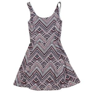 H&M Divided Chevron Geometric‎ Fit & Flare Skater Dress – Size 2